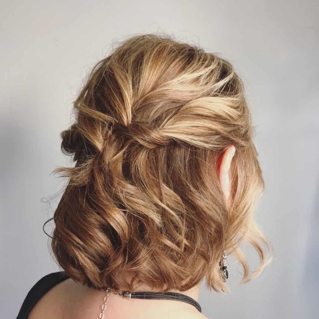 Top 30 Mother Of The Bride Hairstyles (2023 Updated) - Social Moms